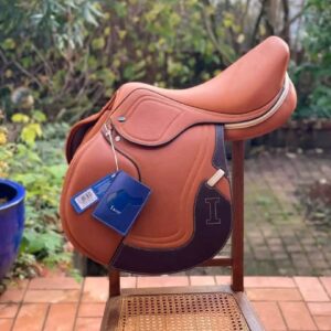 selle ikonic évolution 17.5 pouces